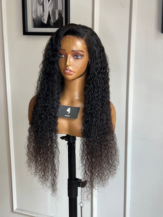 Clearance Unit: 13a Indian Curls Full Frontal HD 26”