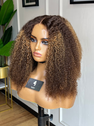 12a Tarji 2x6 18” Highlighted Wig