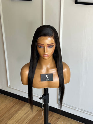 12a Brazilian Silky Full Frontal 20” Wig