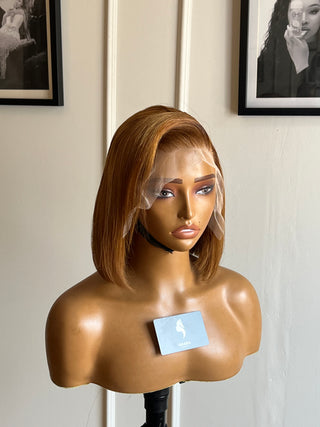 Clearance Unit: 13a Sleek Bob Ff Bleached to Blonde 10”